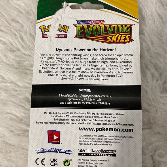 Pokémon Slowpoke booster pack and coin - Picture 2 of 3